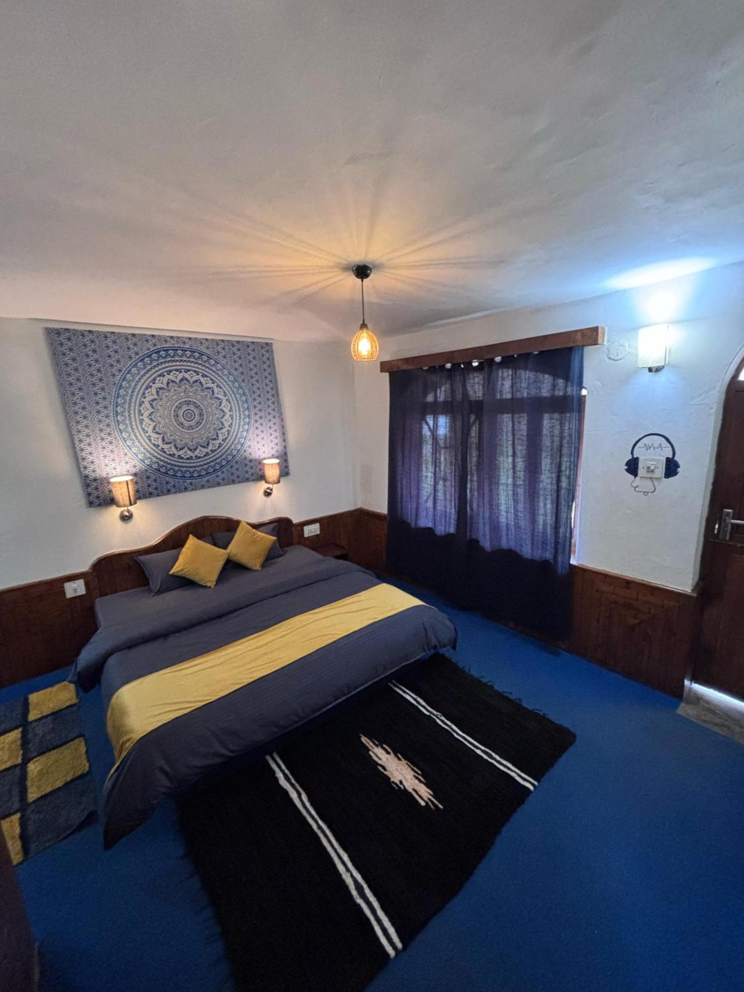 Basecamp Manali Pansiyon Oda fotoğraf